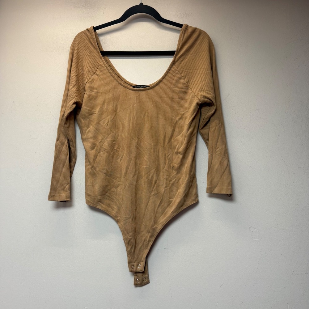Banana Republic Bodysuit Womens Large Tan Excellent Ribbed Scoop Neck 3/4 Sleeve